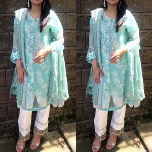 Agha Noor kurta & shalwar - medium stunning ❤️